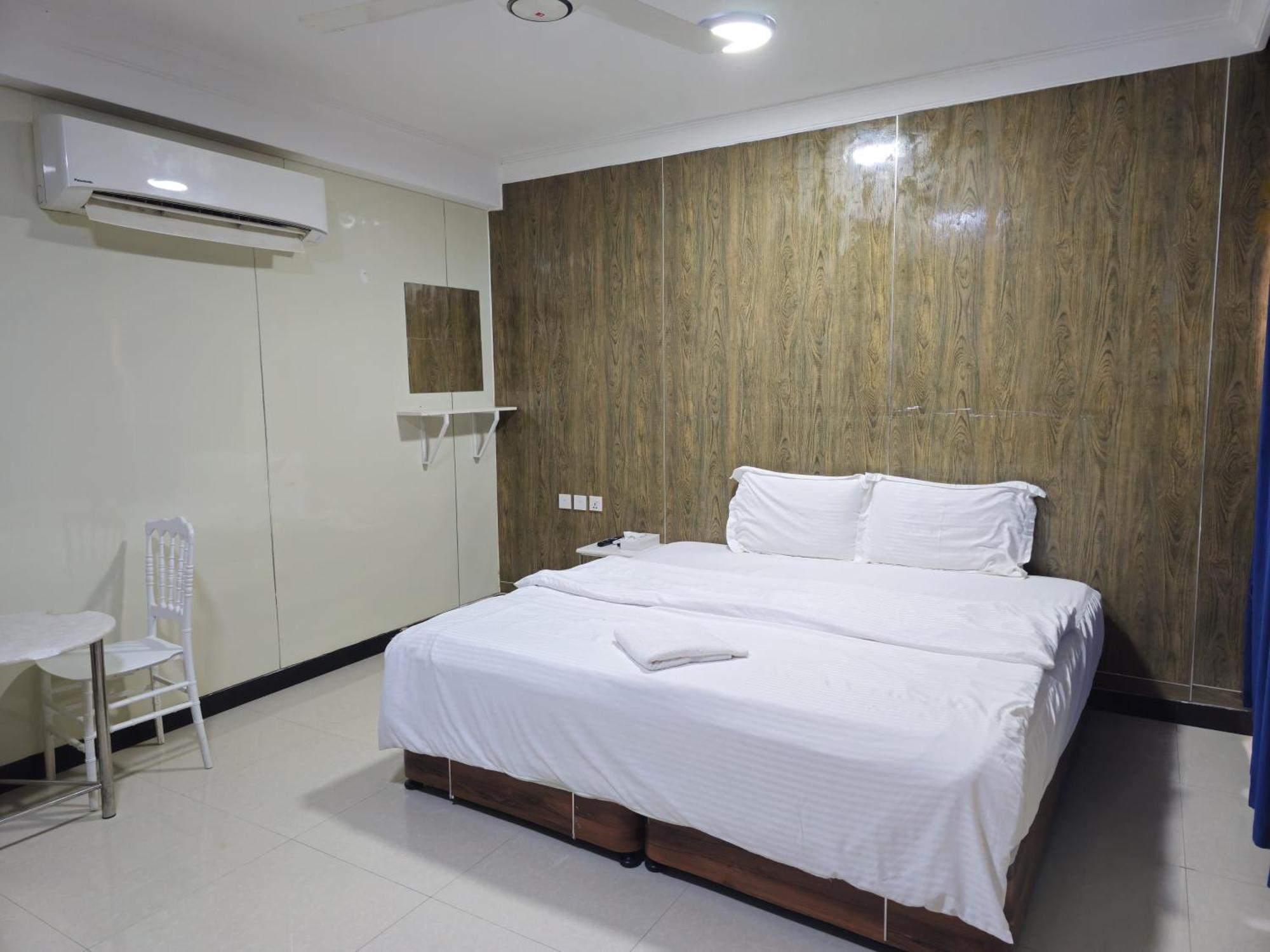Al Rayyan Hotel Apartments Muscat Seeb ภายนอก รูปภาพ