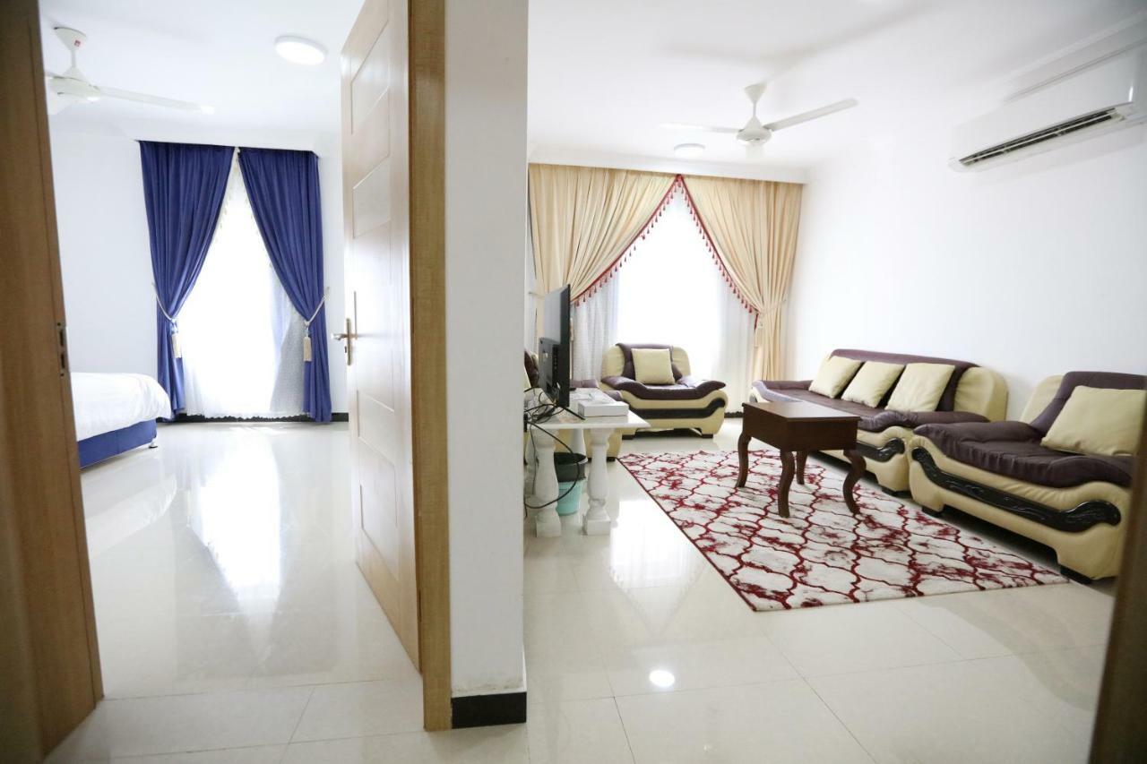 Al Rayyan Hotel Apartments Muscat Seeb ภายนอก รูปภาพ
